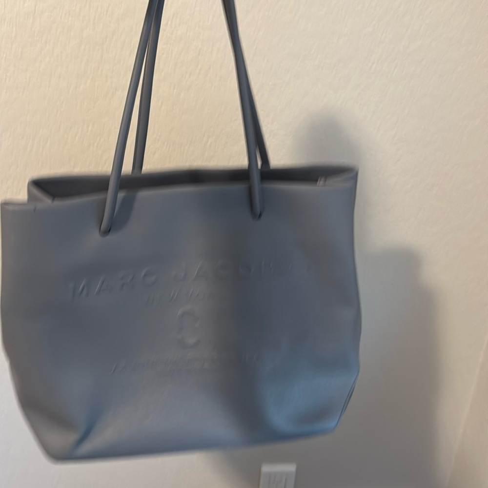Marc Jacobs logo shopper